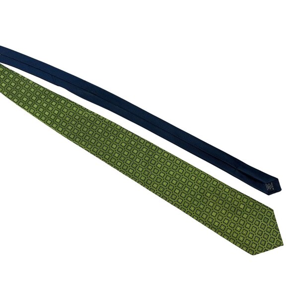 Tommy Hilfiger Mens Green & Navy 100% Silk Geometric Pattern Tie - Picture 1 of 4